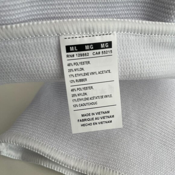 COPY - Nike Essentials Volleyball Knee Pads - M/L - Picture 2 of 2